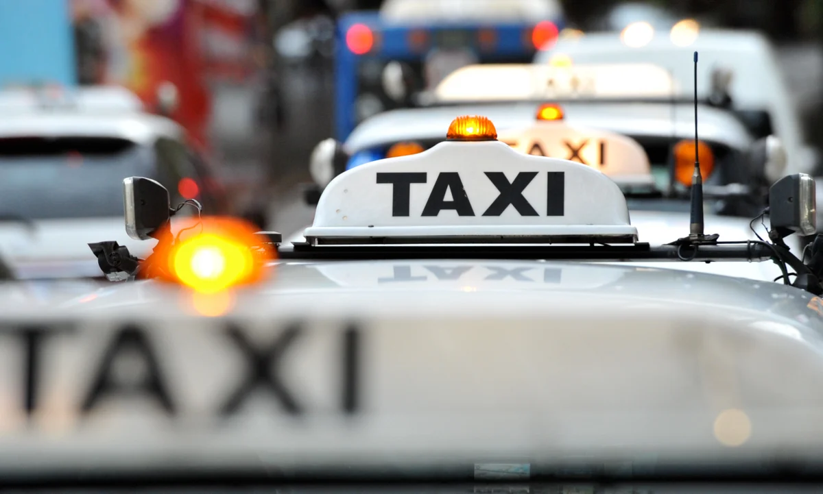 SouthSide Airport Taxi | Karnup Airport Taxi Transfers